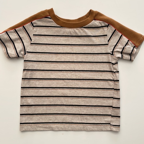 3 Piece Boys 4T Clothing Lot - Garanimals / Wonder Nation / Way to Celebrate - Picture 10 of 14